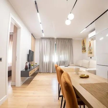 Erlis 1 Apartment Tirana
